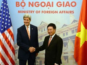 Abd Dışişleri Bakanı Kerry Vietnam’da