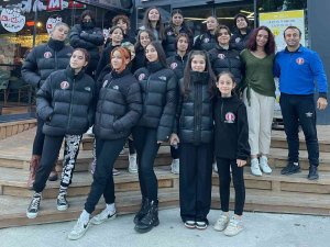 Muğla Hokey Takımına Maç Öncesi Moral