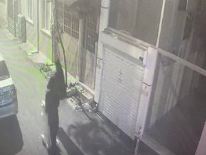 Yaşından Büyük Suç Kaydı Vardı, Yakalandı