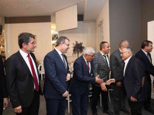 Başkan Büyükkılıç Halk Otobüsçüleri İ̇le Buluştu