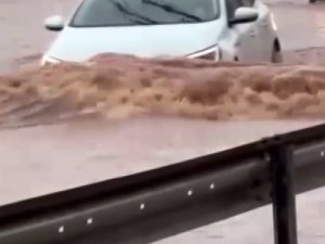 Kaş’ta Sel Meydana Geldi