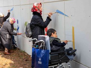 Farkındalığı Renklerle Sağladılar