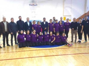 Oturarak Voleybol Kadın A Milli Takımı Karaman’da Çalışmalara Devam Ediyor