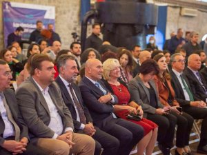 İ̇zmir’in Başkanlarından Sürdürülebilirlik Taahhüdü