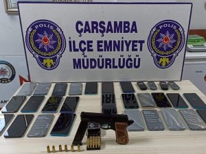 Çarşamba’da 31 Kaçak Telefon Ele Geçirildi