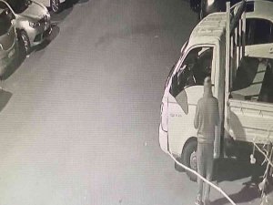 Kamyoneti Çalınan 20 Senelik Oto Elektrikçi, “Ben Onun Kadar Hızlı Bu Operasyonu Gerçekleştiremem”