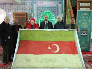 Develi’de Bulunan Fetih Sancağı’nın Tarihleme Çalışmaları Başladı