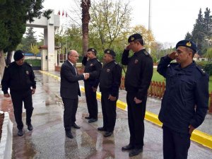 Vali Karadeniz Emniyet Ve Jandarma Çalışmaları Hakkında Bilgilendirildi