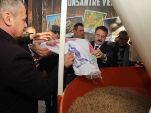 Atakum’un İkinci Halk Yem Evi Açıldı