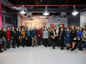 Küçükçekmece’de Güzel Sanatlar Akademisi Öğrencileri’nden ‘Gelenek’ Resim Sergisi