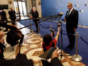 Çin’in Londra Büyükelçisi, İ̇ngiltere Dışişleri Bakanlığına Çağrıldı