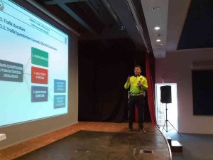 Muğla’da Öğretmenlere Trafik Eğitimi Verildi