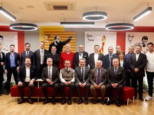 Gsyi̇ad Sarı Kırmızı Kareler Yarışmasının Oylaması Yapıldı