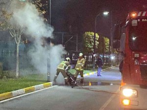 Balıkesir’de Yanan Motoru İtfaiye Ekipleri Söndürdü