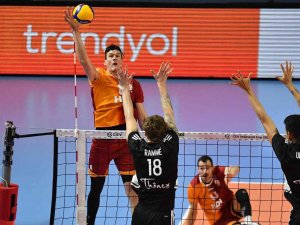 Cev Kupası: Galatasaray Hdı Sigorta: 2 - Chenois Geneve: 3