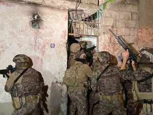 Mersin’de Ypg’ye Gece Operasyonu