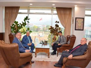 Adü Rektörü Aldemir, Eski Bakan Koç’u Ağırladı