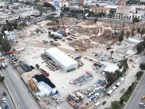 Meclis Üyeleri Mersin Metro Hattı Çalışmalarını İnceledi