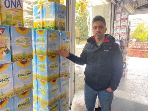 Yağ Hırsızı Kameralara Yakalandı, Esnaf ’İhtiyacı Varsa Gelsin İstesin’ Dedi