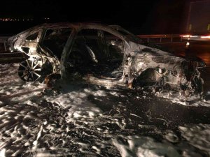 Ankara-niğde Otobanında Kaza;3 Ölü 1 Yaralı