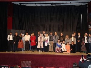 Belediye Başkanı Minik Hasta İçin Oyunculuk Yaptı