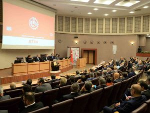 İ̇brahim Burkay: “Bursa Üretim Ve İhracatçı Kimliğini Korumak Zorunda”