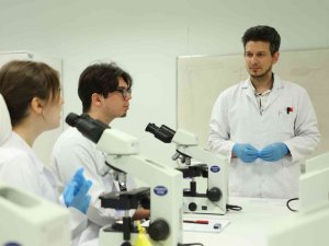 Barü’lü Öğrencilerin Sanayiye Yönelik 5 Araştırma Projesi Desteklendi