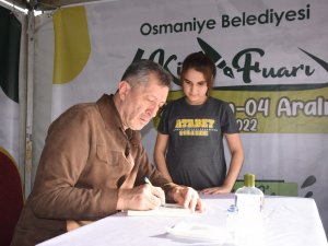 Eski Bakan Selçuk: “Çocuk Her Şekilde Değerlidir”