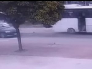 Seyir Halindeki Minibüs Trafikte Tehlike Saçtı