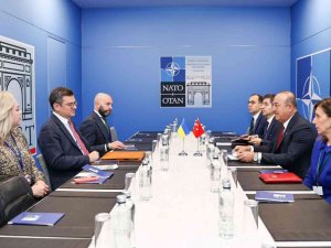 Dışişleri Bakanı Çavuşoğlu, Ukraynalı Mevkidaşı Kuleba İle Görüştü