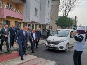 Bursa’da Okul Önlerinde Kurallara Uymayan Sürücülere Bu Ekip Ceza Yazacak