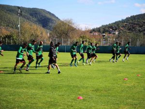 Rıza Karakaya: "Biz Şampiyonluğa Kurulmuş Bir Takım Değiliz"