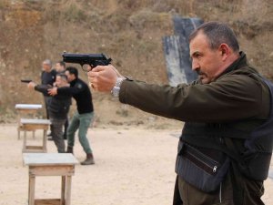 Yeşil Vatanın Nöbetçilerine Yılbaşı Öncesi Polisten Silah Eğitimi