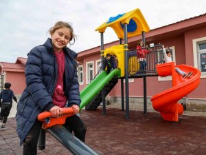 Kırsaldaki 67 Mahalleye Oyun Parkı Kuruldu