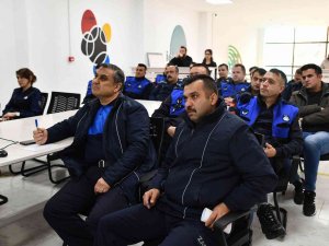 Tepebaşı Personeline İletişim Becerileri Eğitimi
