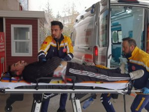 Araç İçinde Tabancayla Vurulmuş Halde Bulundu