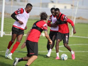 Sivasspor Pas Çalıştı