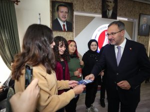 Bakan Kasapoğlu: “Her Ne Talep Ediyorsanız, Her Ne Düşünüyorsanız Bunları Bizimle Paylaşmaktan Tereddüt Etmeyin”