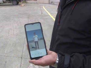 "Okula Gidiyorum" Diye Evden Çıkan Lise Öğrencisi 2 Gündür Kayıp