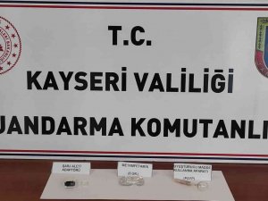 Uyuşturucu Maddeyi Şarj Aletine Sakladı