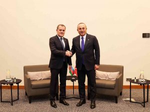 Bakan Çavuşoğlu, Azerbaycanlı Mevkidaşı Bayramov İle Görüştü