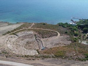 Karataş’ın Tarihi Cilalı Taş Devrine Kadar Uzanıyor