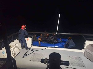 Radarla Tespit Edildiler, 45 Düzensiz Göçmen Yakalandı