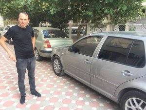 Sevgilisinin Ailesi Kabusu Oldu, Artık İş Yerinde Yatıyor
