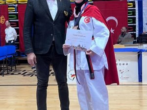 Kağıtsporlu Esila, Malta’dan Bronz Madalya İle Döndü