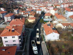 Akdağmadeni’nde Bir Mahallede Daha Asfalt Çalışması Tamamlandı