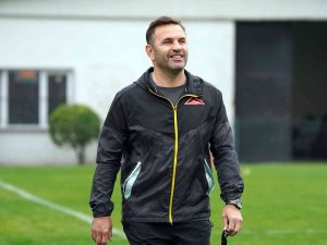 Okan Buruk: "Taraftarımıza Verdiğimiz Mutluluğu Devam Ettirmek İstiyoruz"