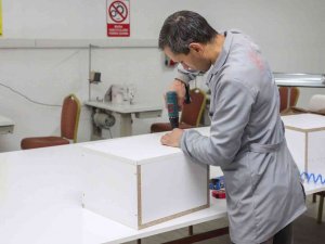 İ̇stihdamda Öncü Adres Camek