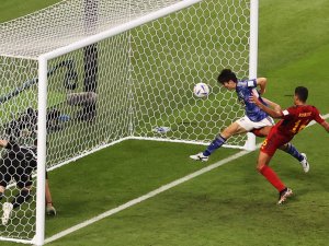 Nefes Kesen Grupta Japonya Ve İ̇spanya Son 16’da