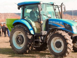 Vali Çelik, ”Kütahya’da 7 Ayrı Projede,19 Bin 200 Dekar Alanda Mera Islah Projesi Devam Ediyor"